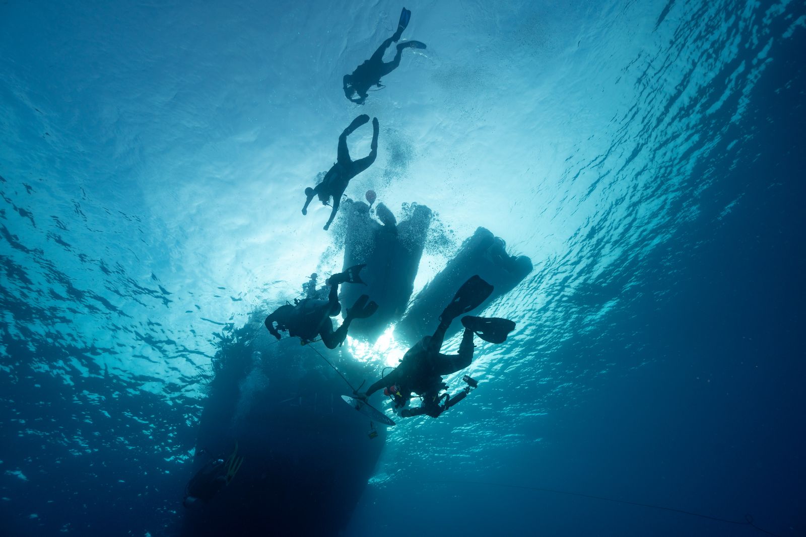 Sun shafts and divers