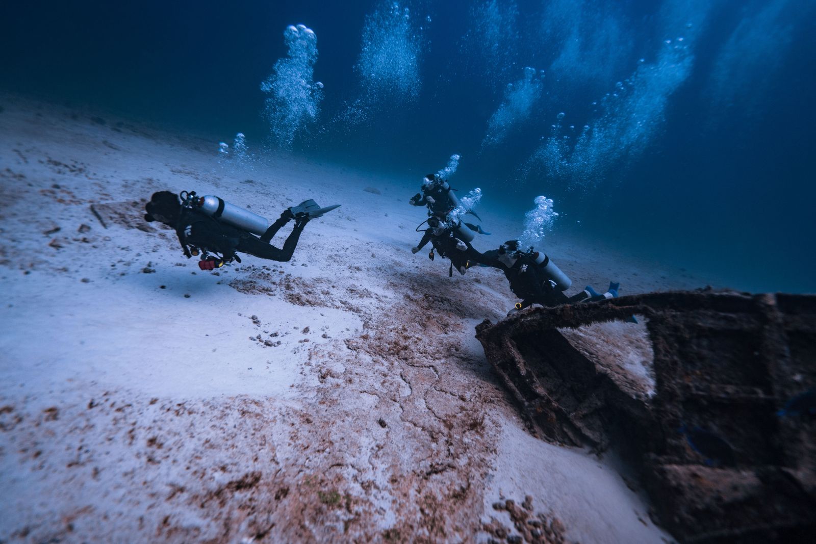 Wreck dive